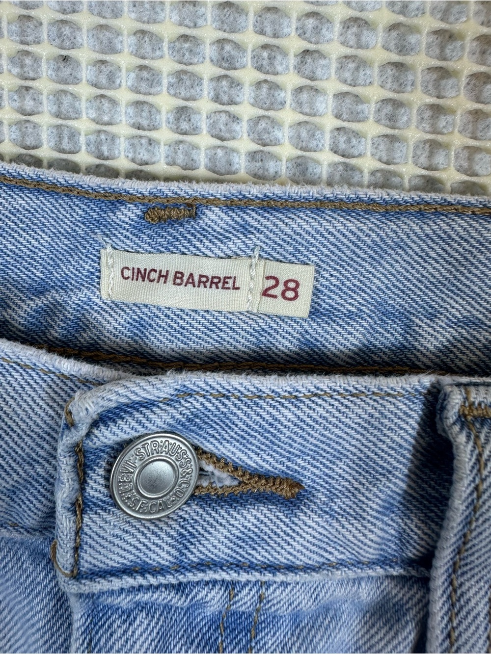 Levi’s Cinch Barrel Women's Jeans Size 28 - Picture 11 of 12